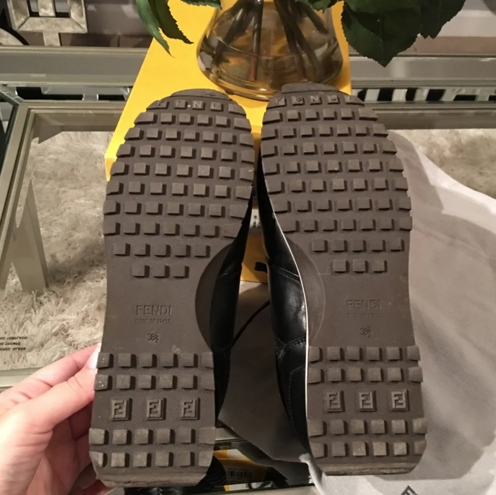 FENDI leather sneakers - Picture 6 of 9